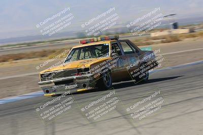 media/Oct-01-2022-24 Hours of Lemons (Sat) [[0fb1f7cfb1]]/10am (Front Straight)/